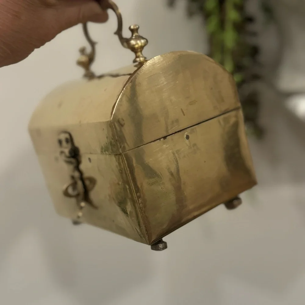 Vintage Solid Brass Handcrafted Jewelry Trinket Box Decorative
